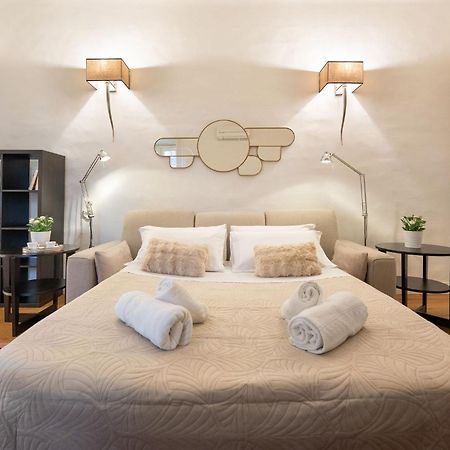 Tb-One Bedroom Luxury Apartment In The Fashion District Florenţa Exterior foto