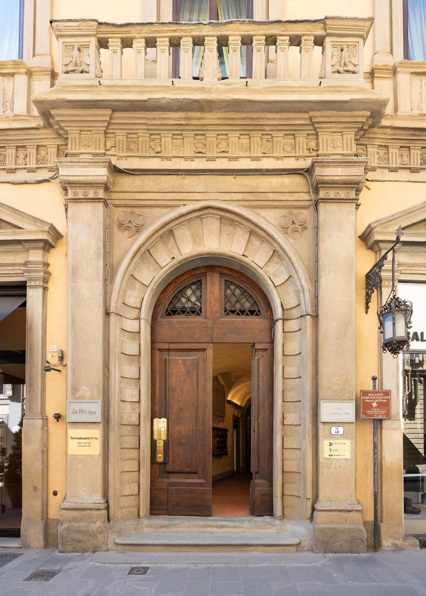 Tb-One Bedroom Luxury Apartment In The Fashion District Florenţa Exterior foto